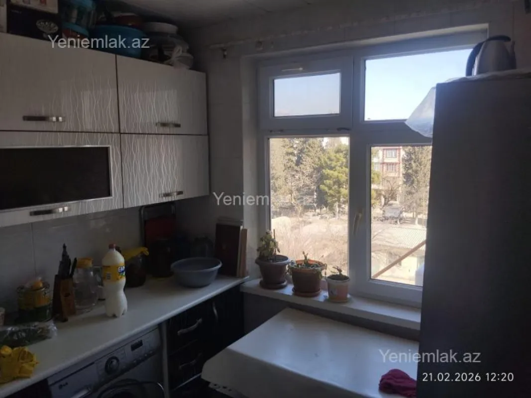 Satılır 2 otaqlı köhnə tikili 48 m²