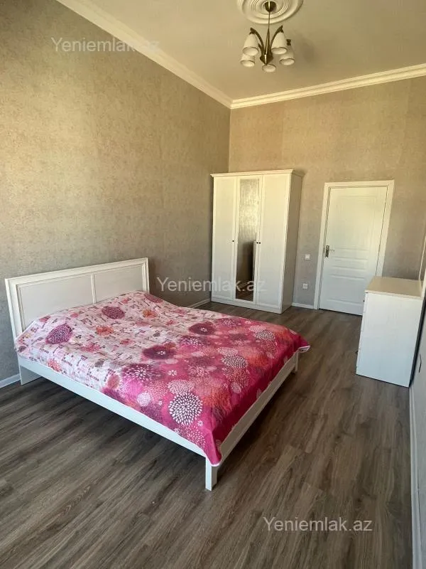 Satılır 3 otaqlı yeni tikili 106 m²