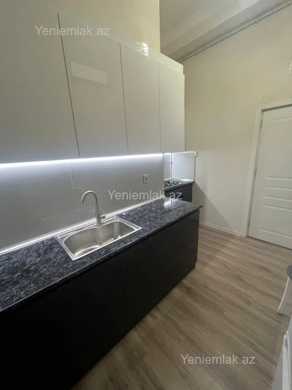 Satılır 3 otaqlı yeni tikili 106 m²