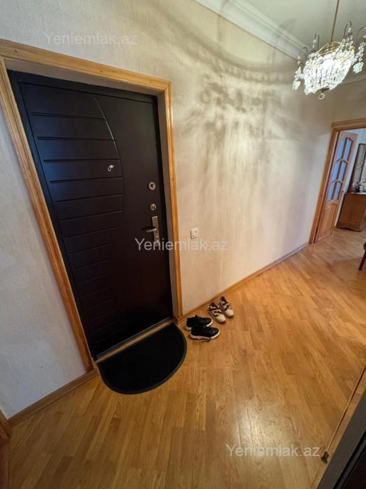 Satılır 2 otaqlı köhnə tikili 62 m²