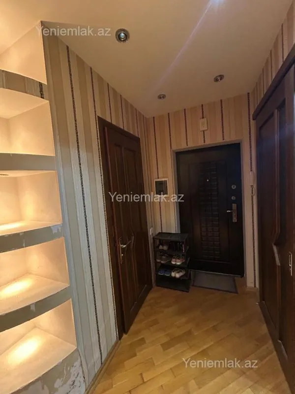 Satılır 3 otaqlı yeni tikili 85 m²