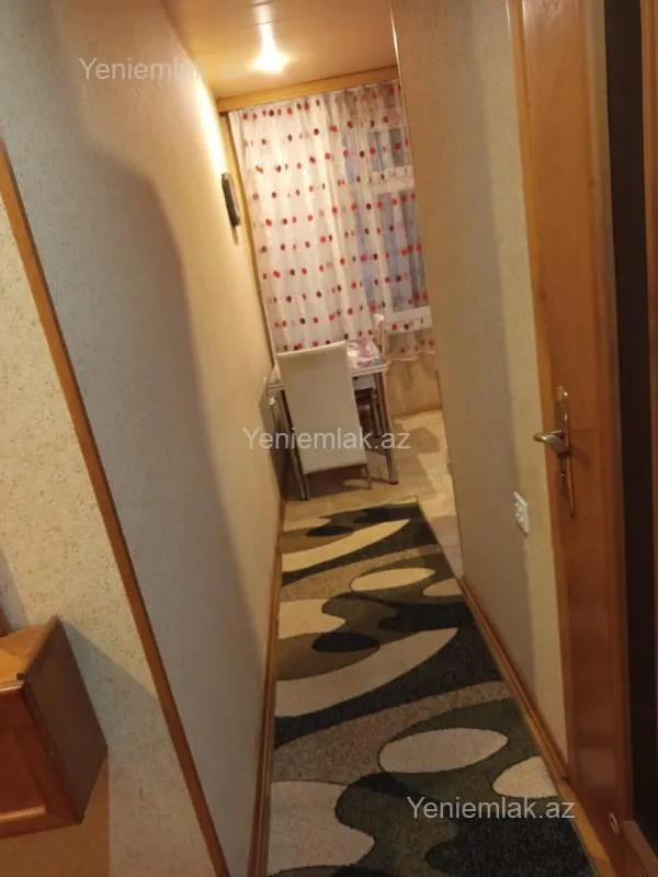 Satılır 2 otaqlı köhnə tikili 65 m²