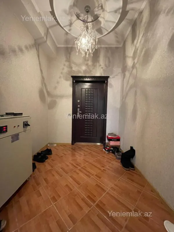 Satılır 4 otaqlı yeni tikili 186 m²