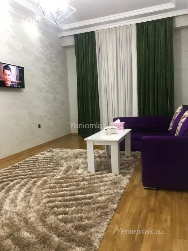 Satılır 1 otaqlı yeni tikili 45 m²