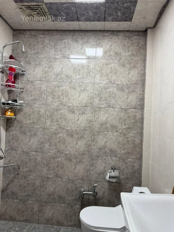 Kirayə verilir 3 otaqlı yeni tikili 94 m²