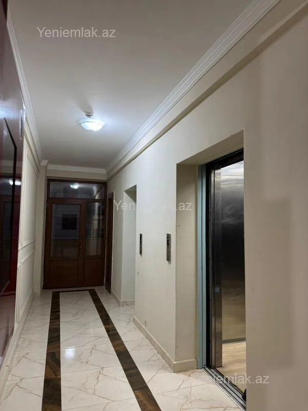 Kirayə verilir 3 otaqlı yeni tikili 94 m²