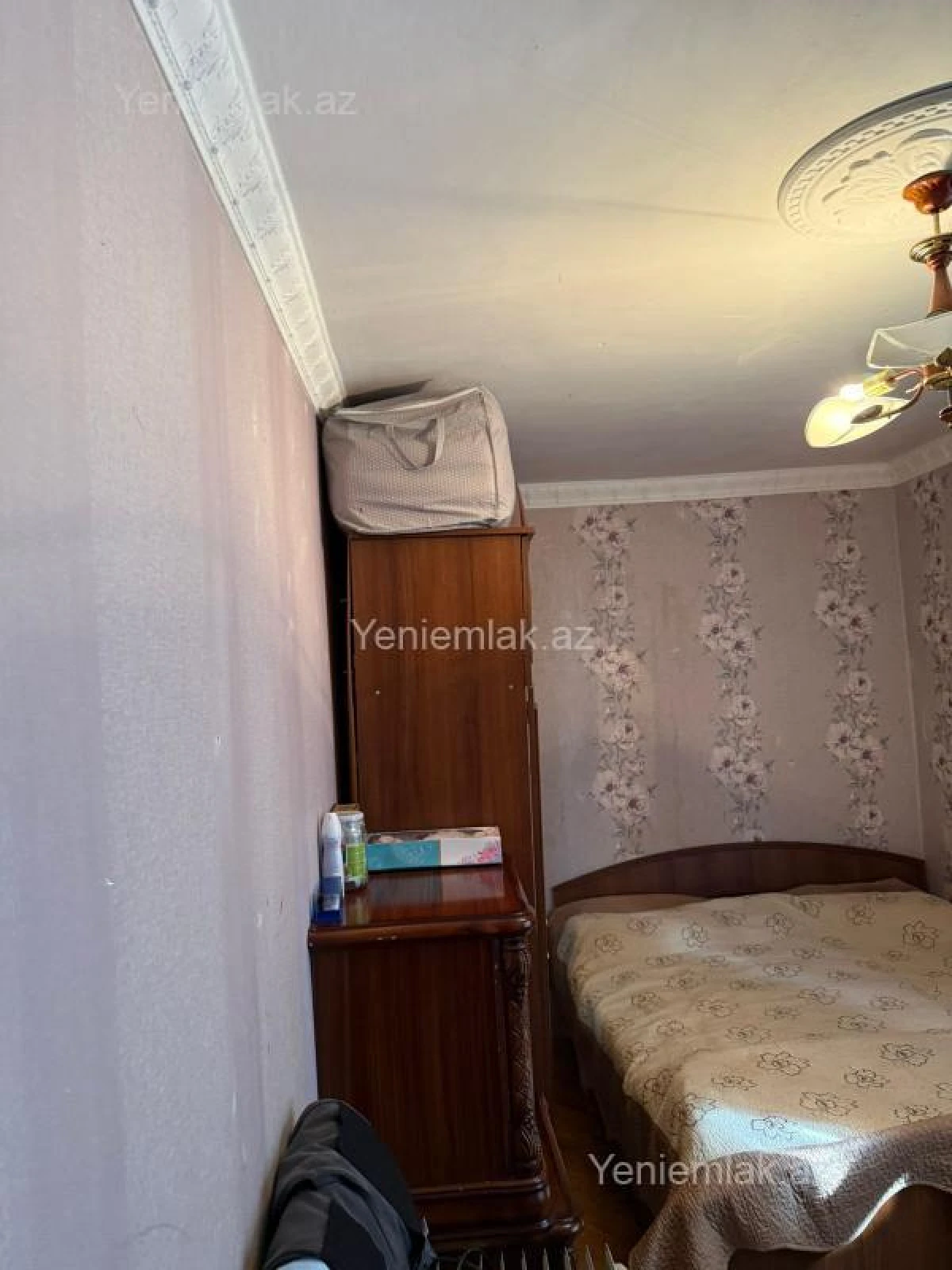 Satılır 2 otaqlı köhnə tikili 55 m²