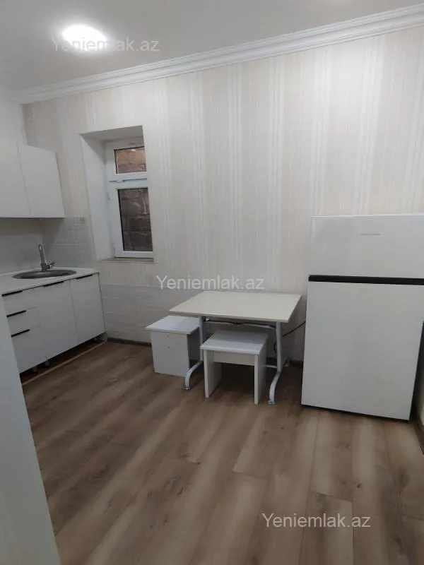 Satılır 2 otaqlı həyət evi 50 m²