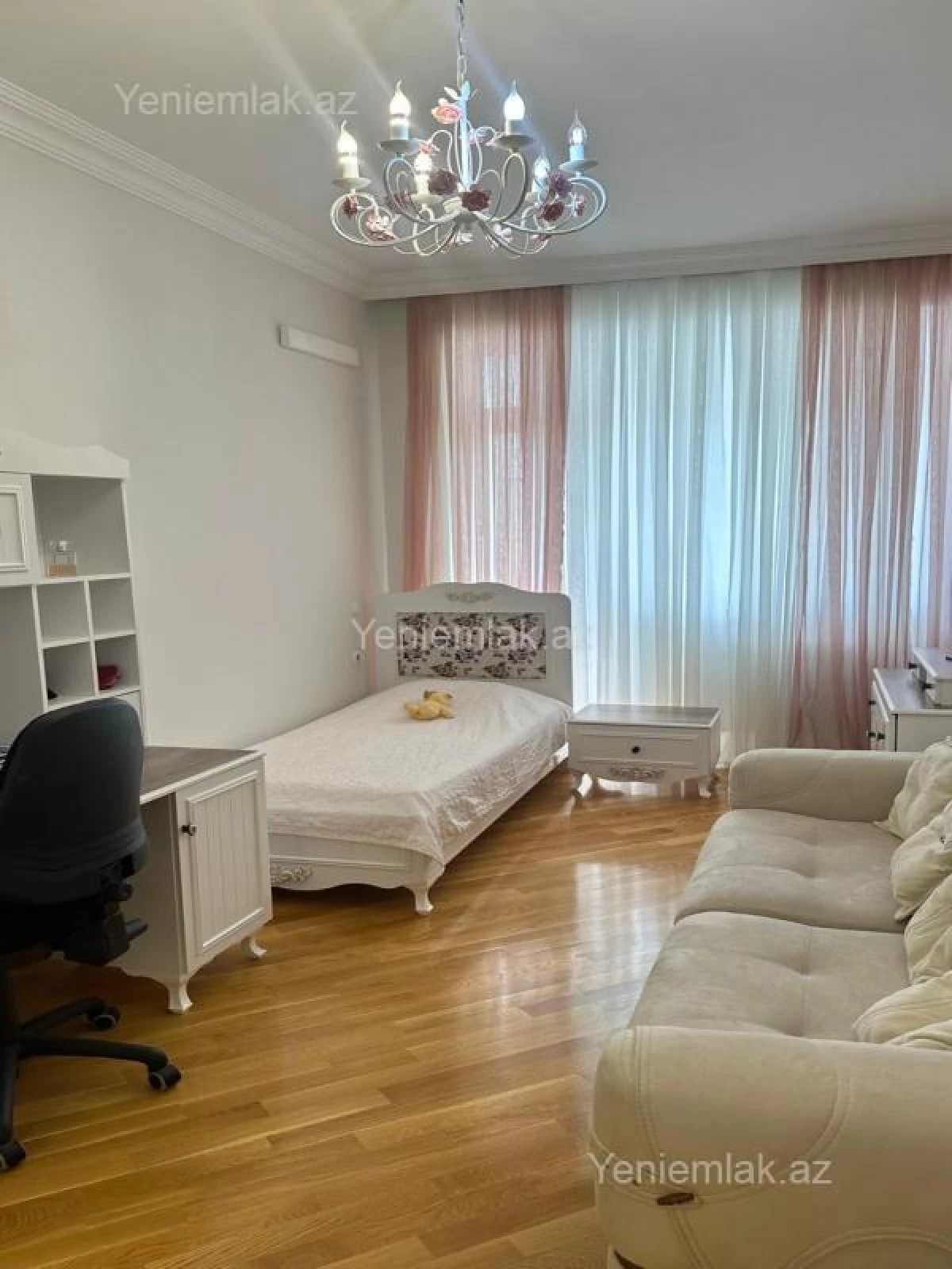 Satılır 3 otaqlı yeni tikili 170 m²