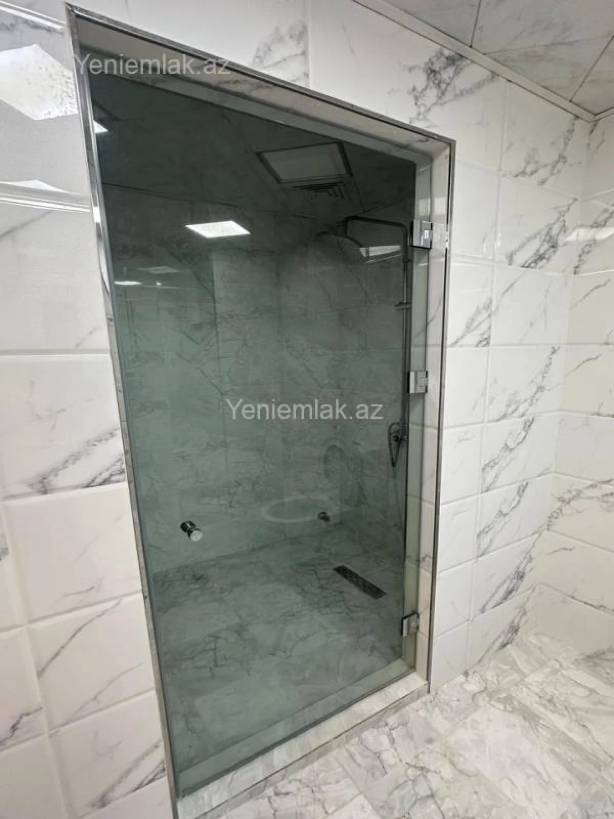 Satılır 3 otaqlı yeni tikili 170 m²