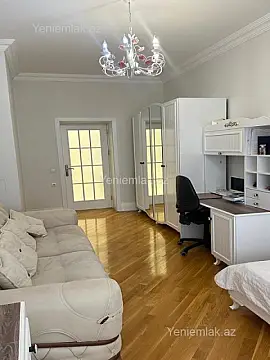 Satılır 3 otaqlı yeni tikili 170 m²