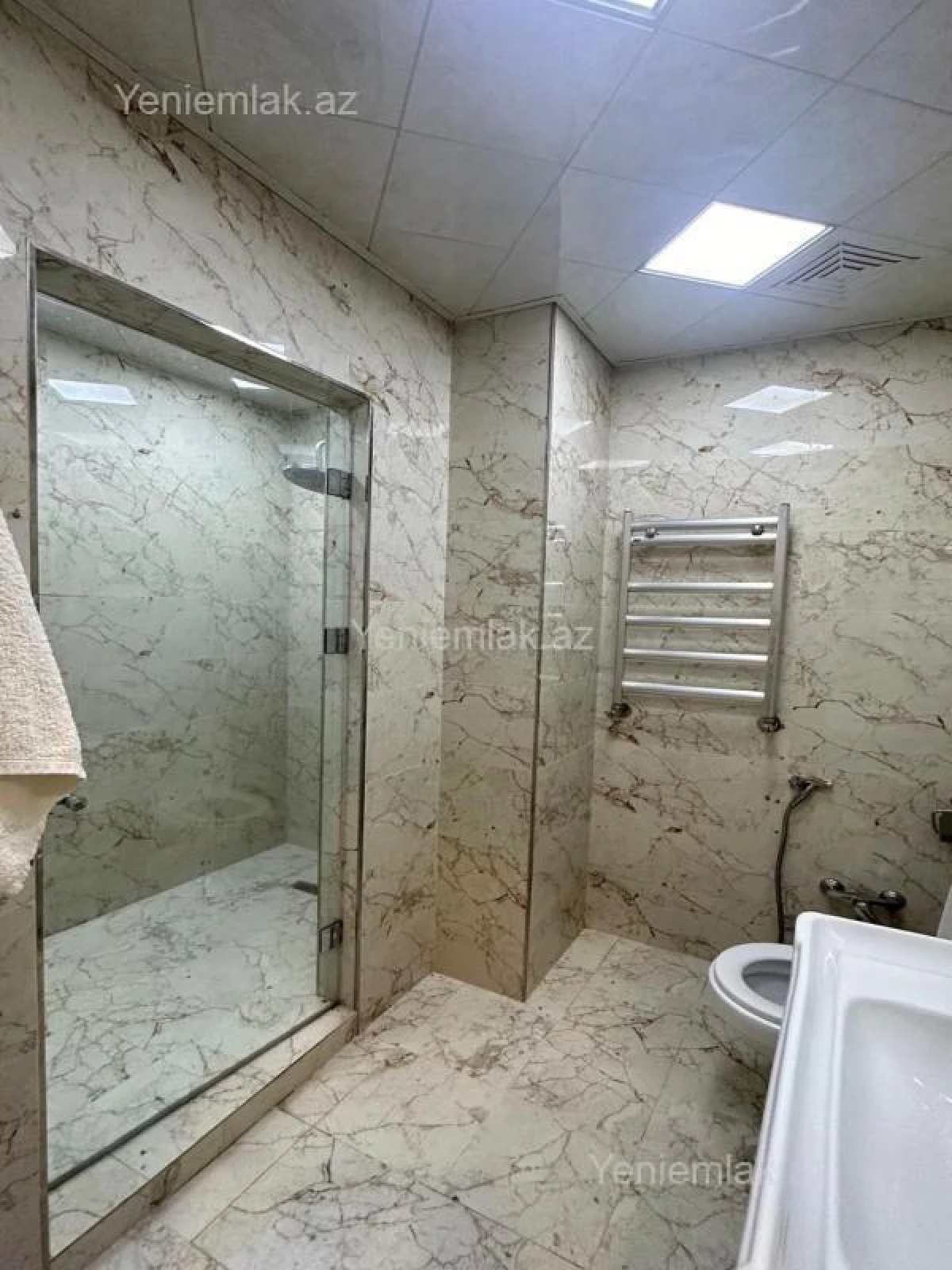 Satılır 3 otaqlı yeni tikili 170 m²
