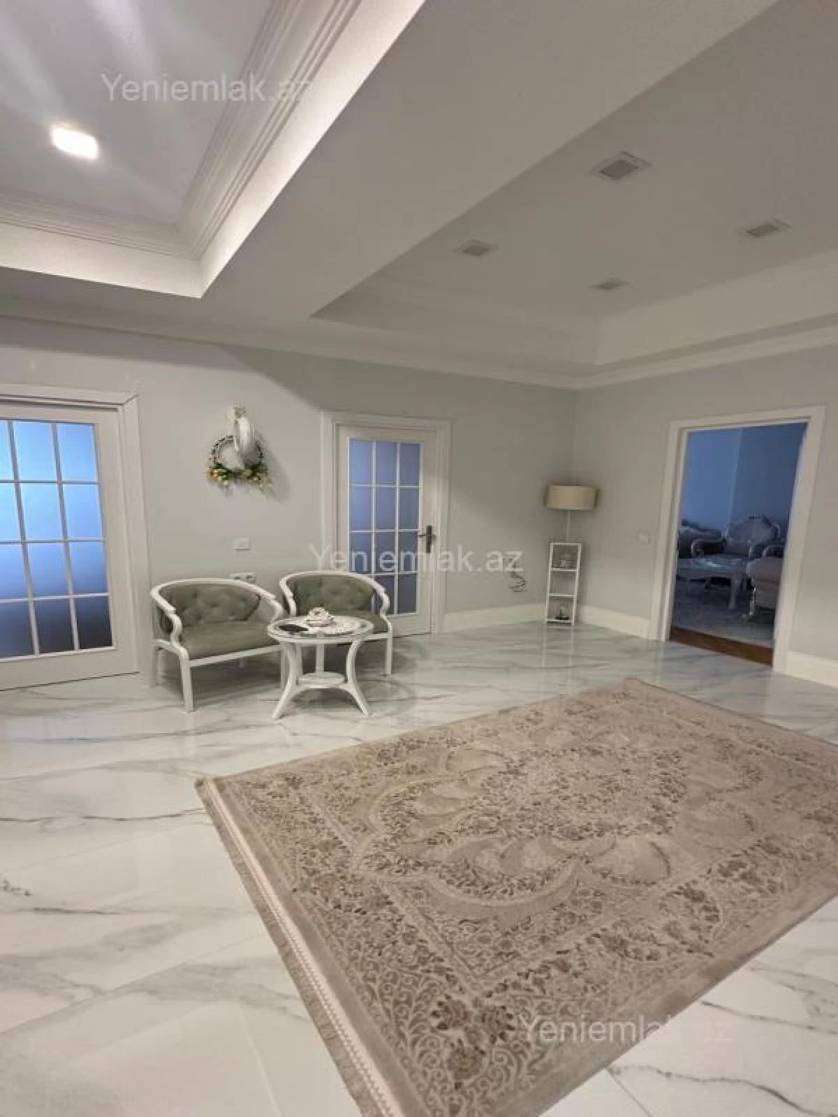 Satılır 3 otaqlı yeni tikili 170 m²
