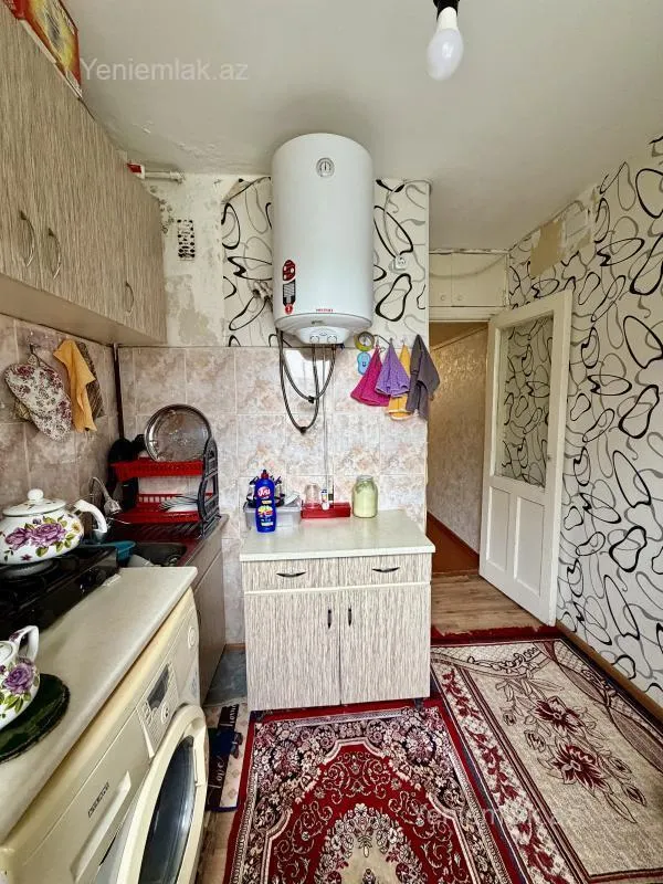 Satılır 3 otaqlı köhnə tikili 70 m²