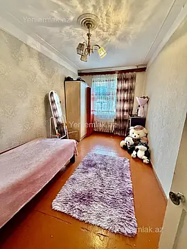 Satılır 3 otaqlı köhnə tikili 70 m²