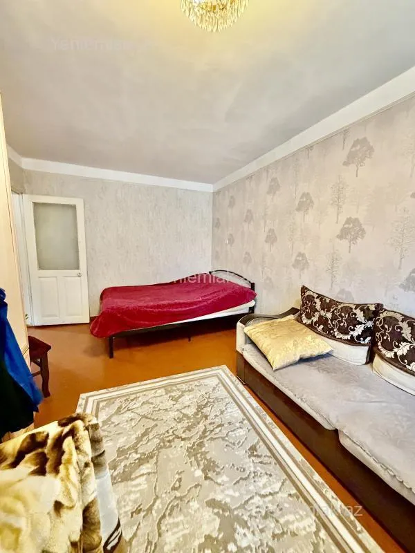 Satılır 3 otaqlı köhnə tikili 70 m²