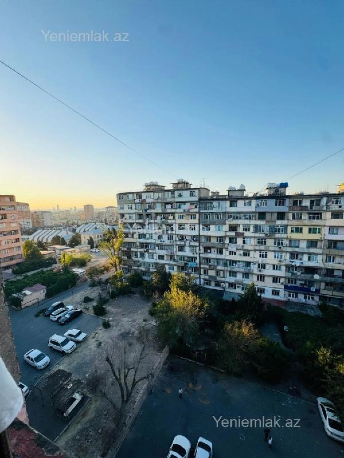 Satılır 2 otaqlı köhnə tikili 65 m²