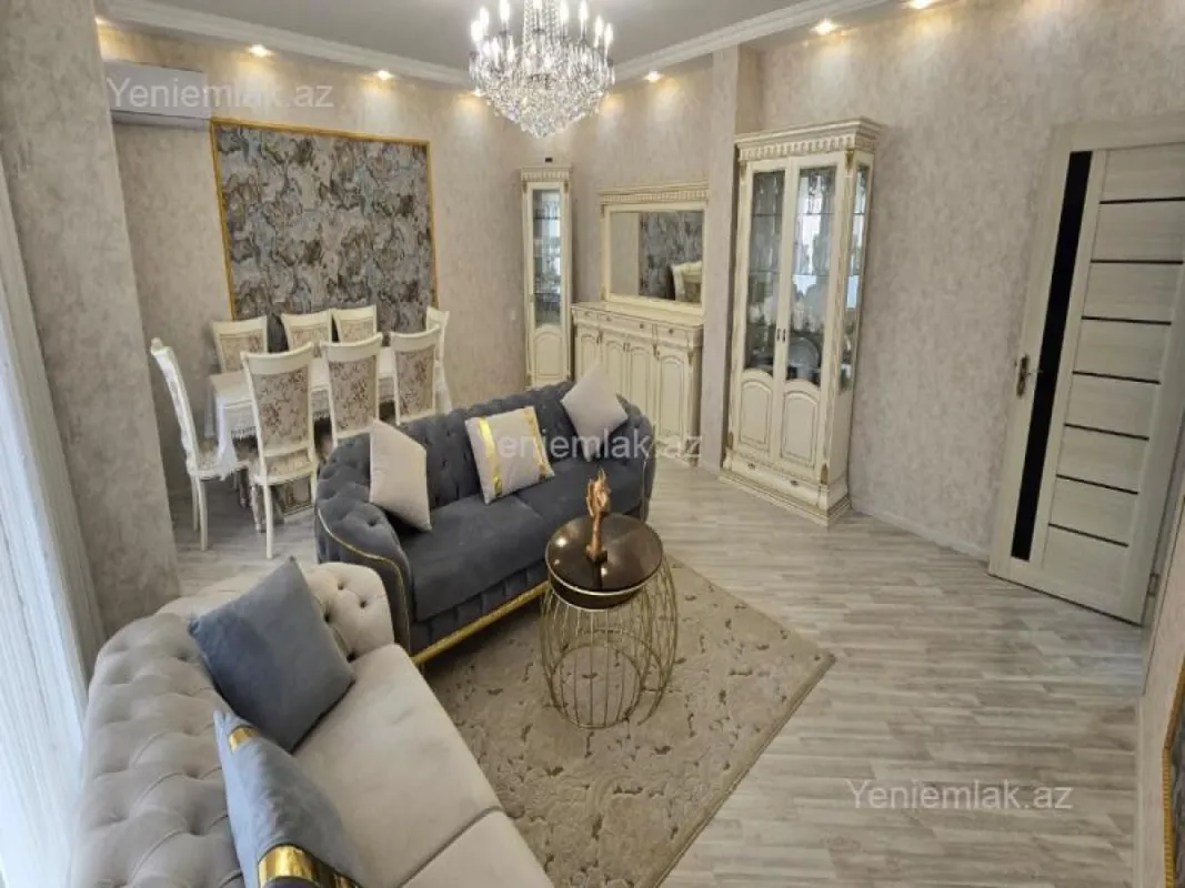 Satılır 5 otaqlı köhnə tikili 140 m²