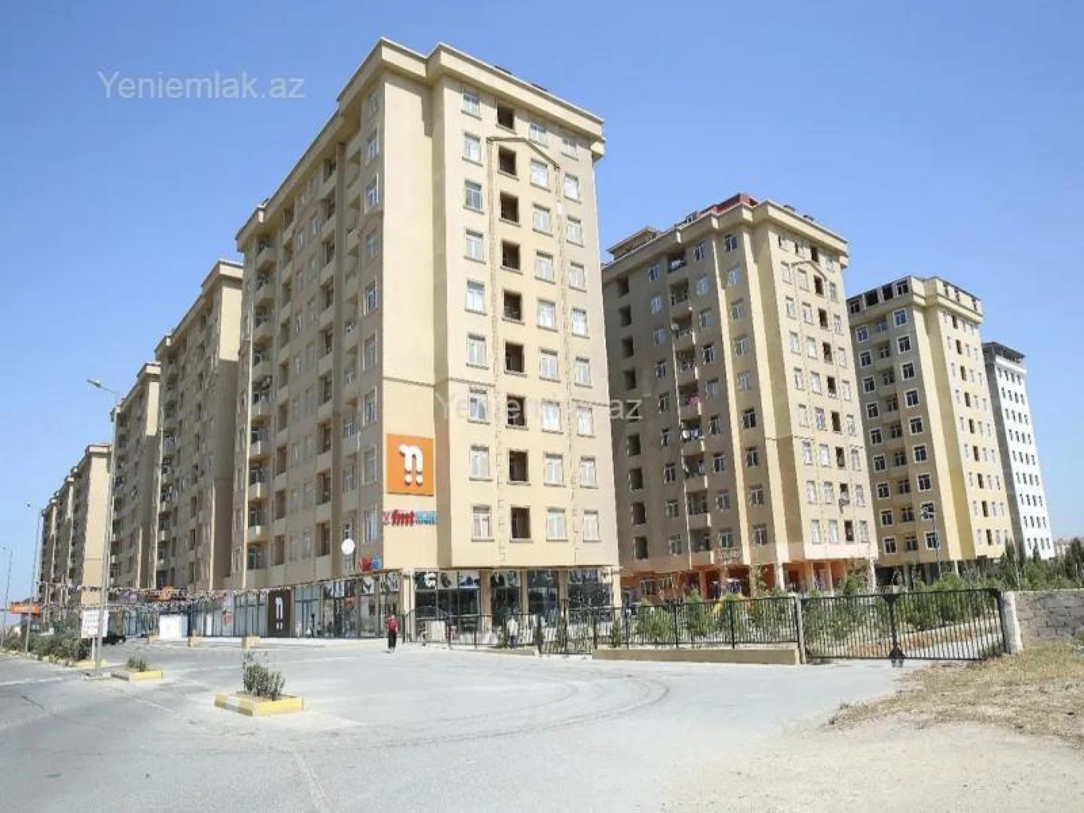 Satılır 3 otaqlı yeni tikili 120 m²