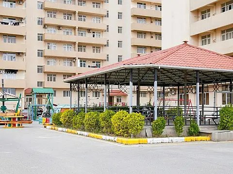 Satılır 3 otaqlı yeni tikili 120 m²