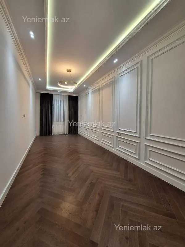Satılır 4 otaqlı yeni tikili 235 m²