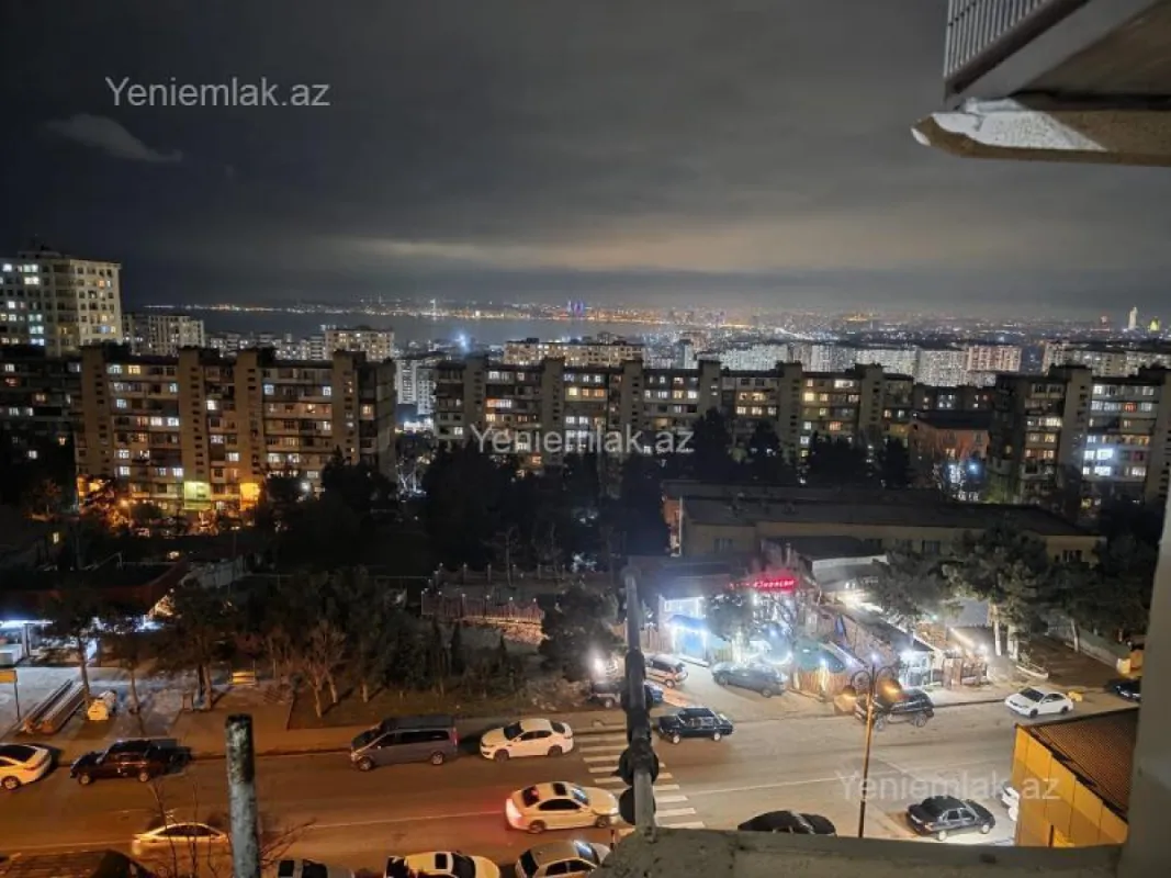 Satılır 2 otaqlı köhnə tikili 65 m²