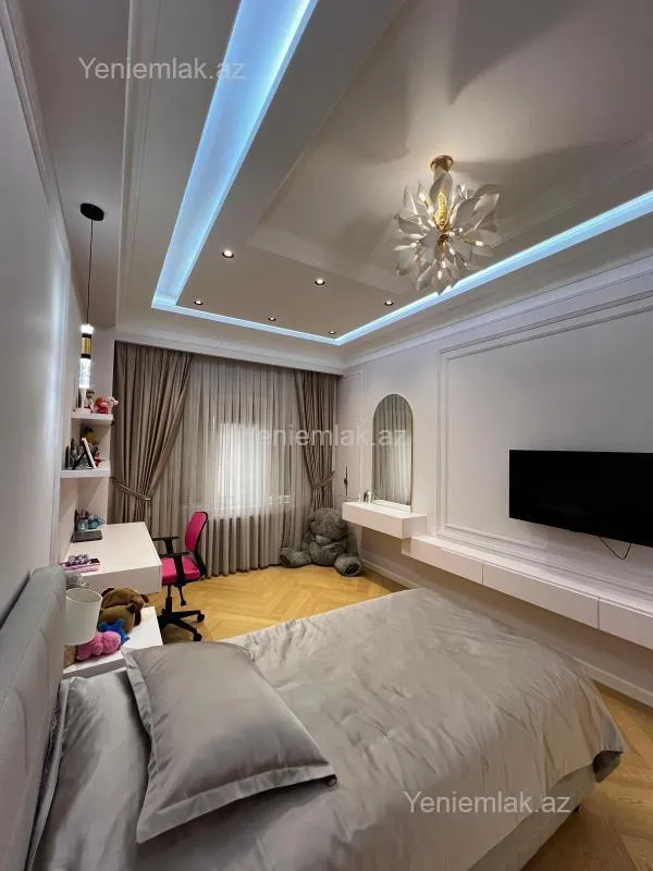 Satılır 4 otaqlı yeni tikili 141 m²