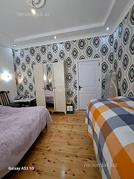 Satılır 4 otaqlı həyət evi 200 m²
