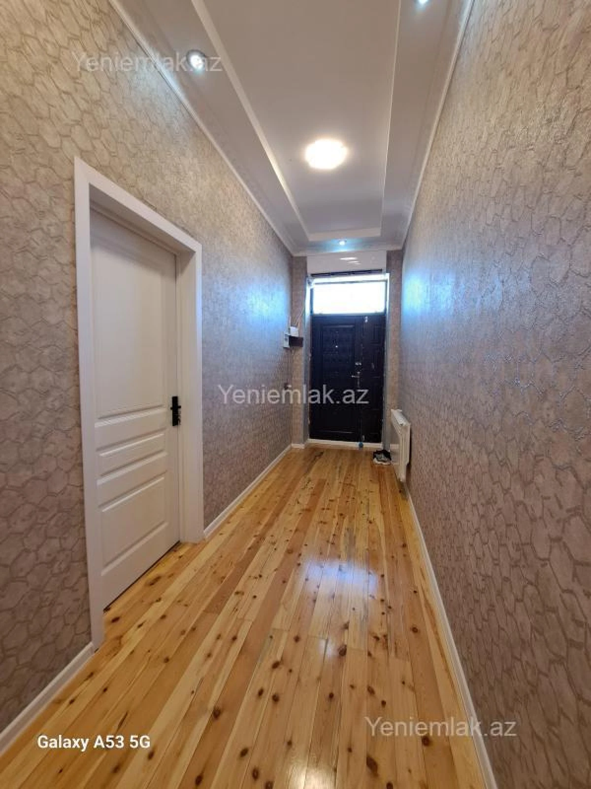 Satılır 4 otaqlı həyət evi 200 m²