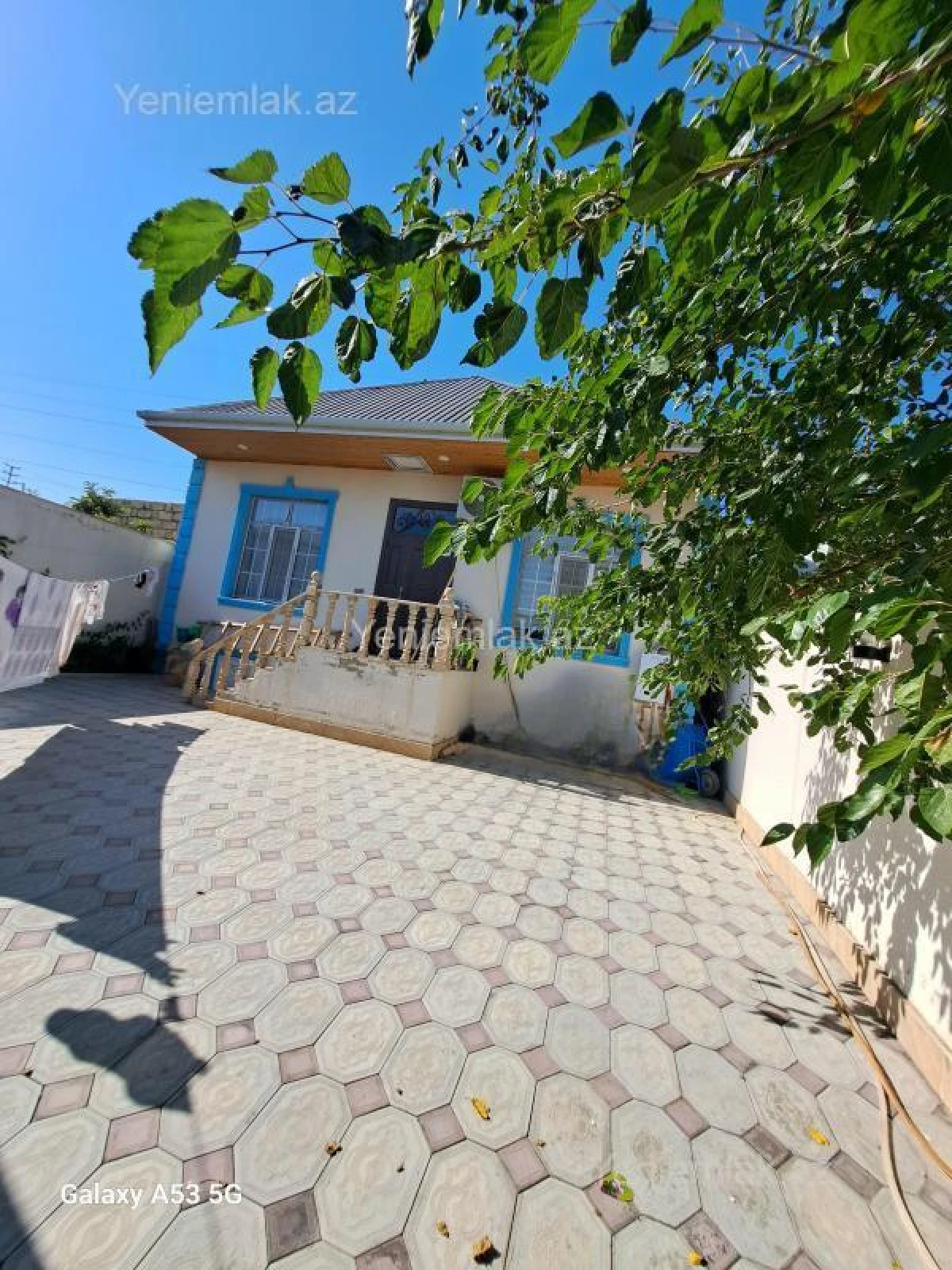 Satılır 4 otaqlı həyət evi 200 m²