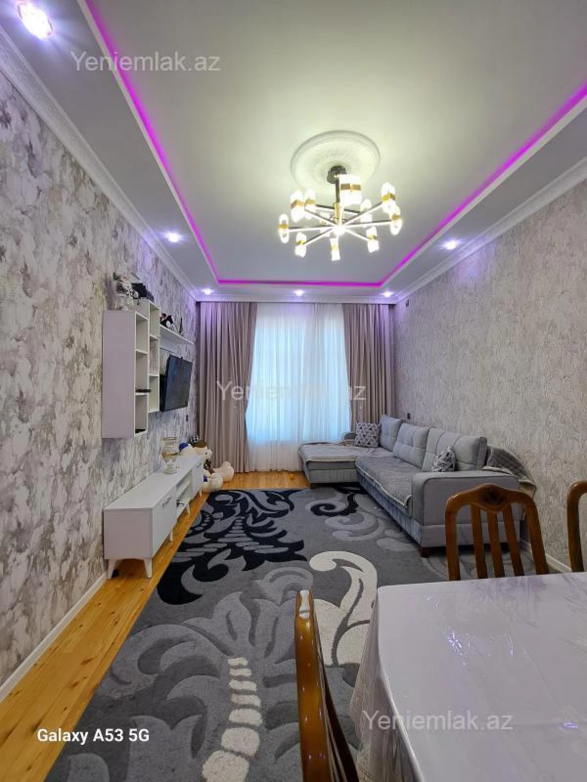Satılır 4 otaqlı həyət evi 200 m²