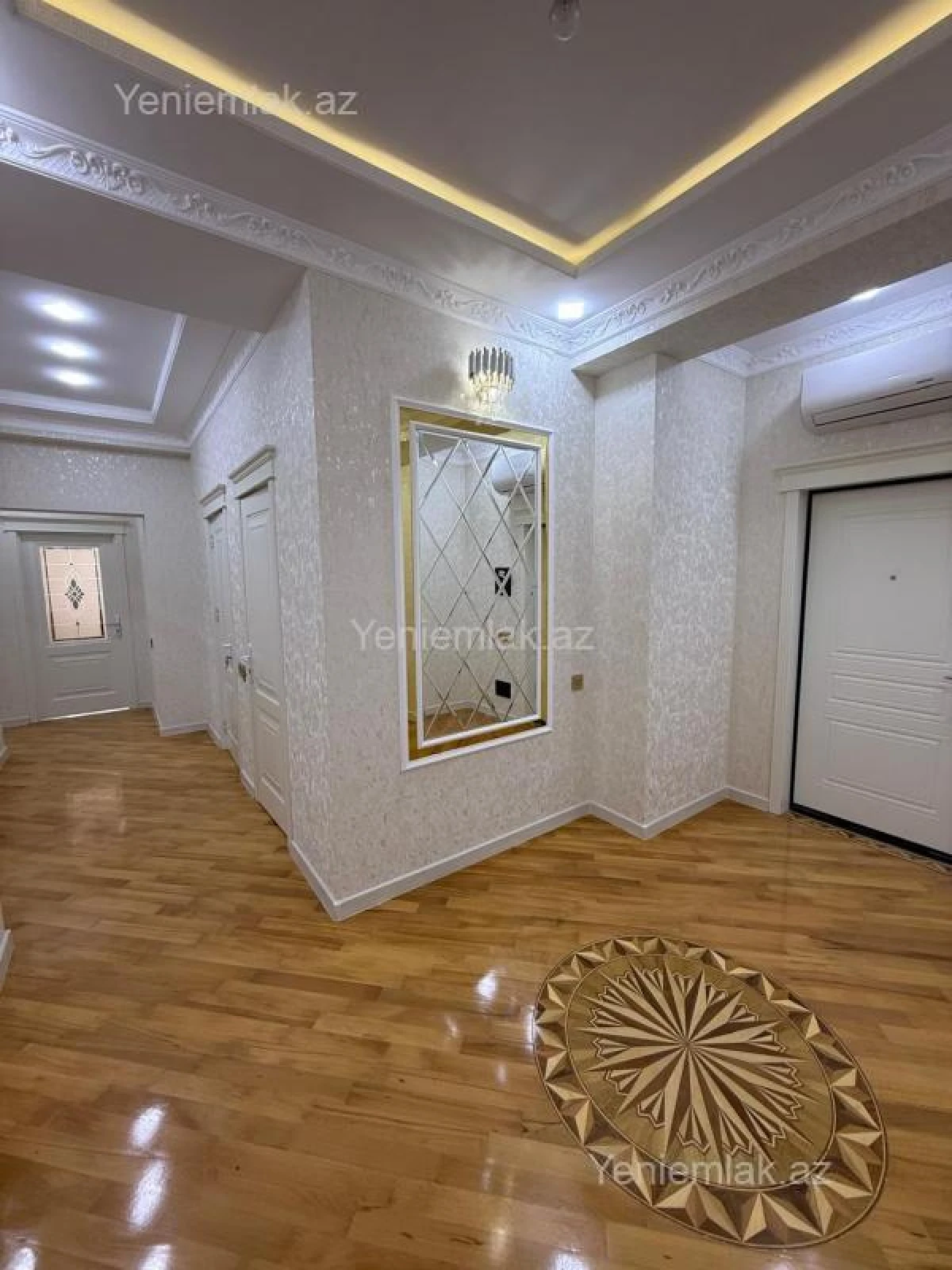Satılır 3 otaqlı yeni tikili 110 m²