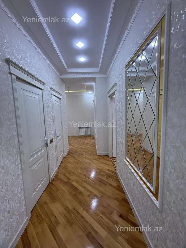 Satılır 3 otaqlı yeni tikili 110 m²