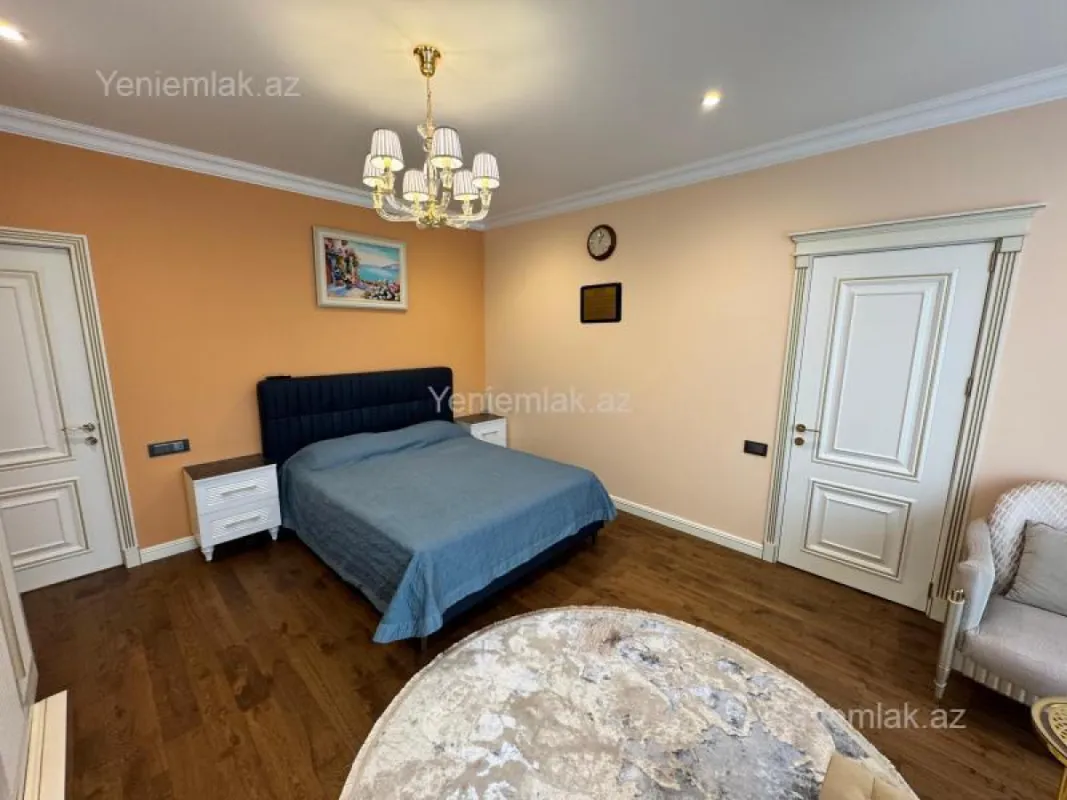 Satılır 4 otaqlı yeni tikili 160 m²