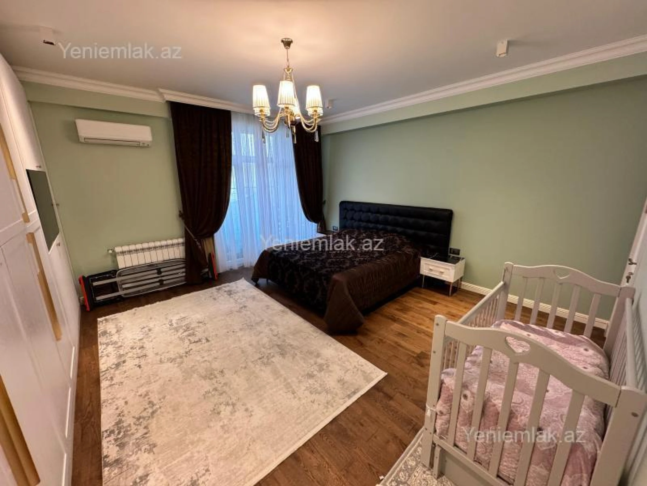 Satılır 4 otaqlı yeni tikili 160 m²