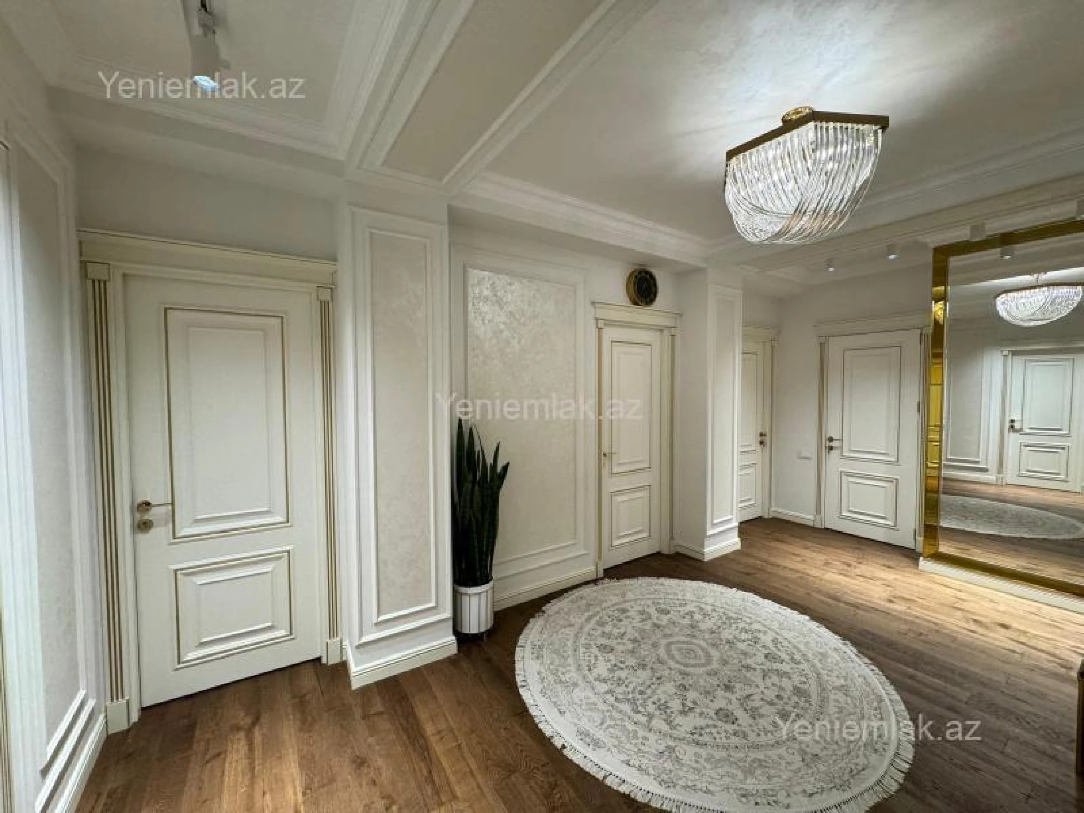 Satılır 4 otaqlı yeni tikili 160 m²