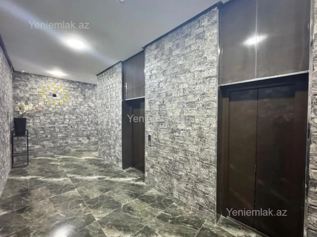 Satılır 4 otaqlı yeni tikili 160 m²