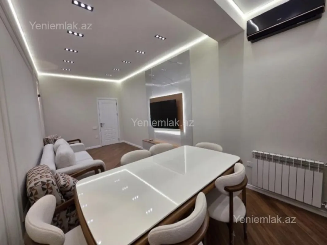 Satılır 2 otaqlı yeni tikili 70 m²