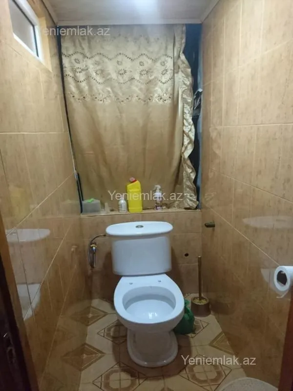 Satılır 3 otaqlı köhnə tikili 90 m²