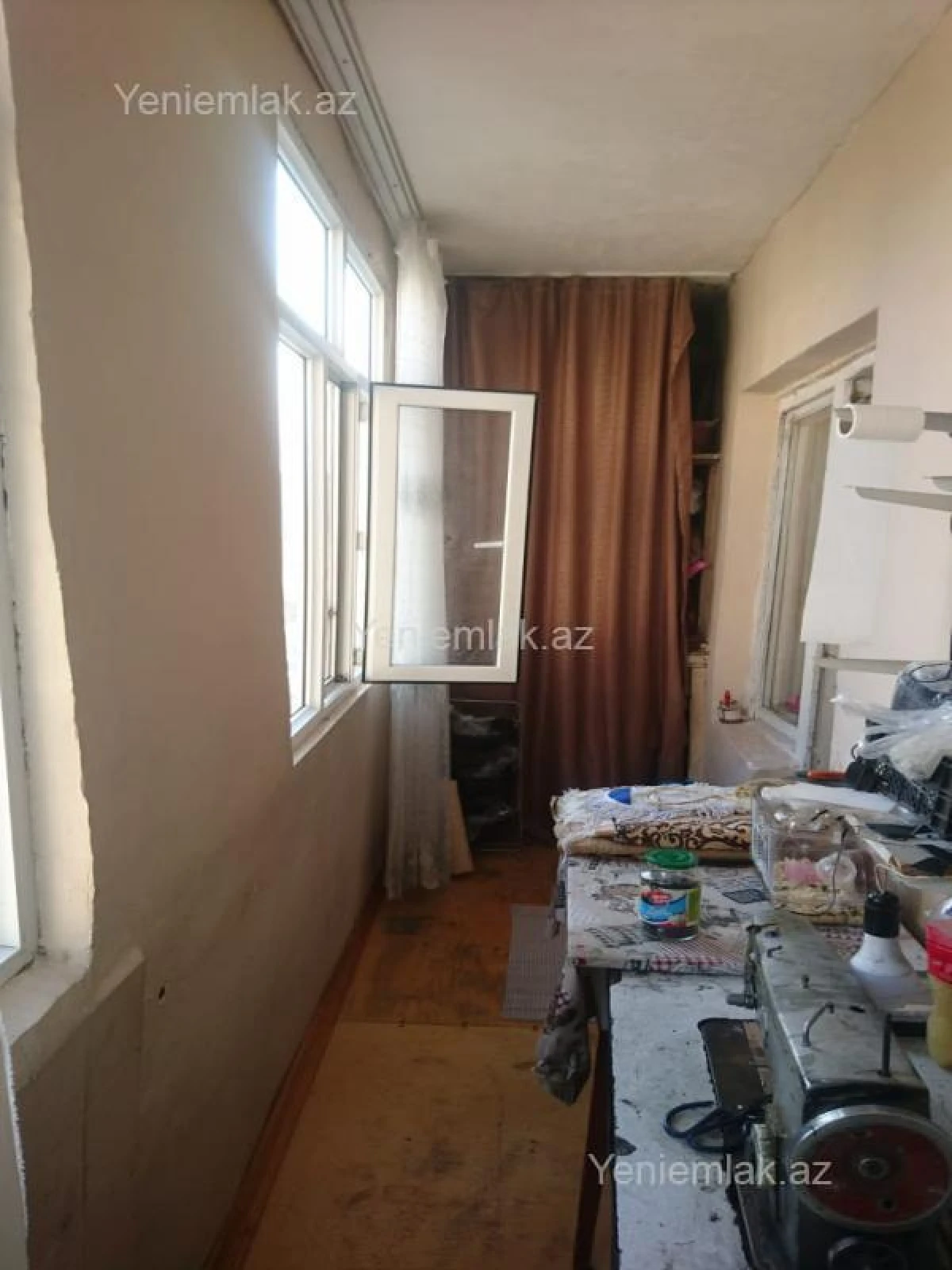 Satılır 3 otaqlı köhnə tikili 90 m²