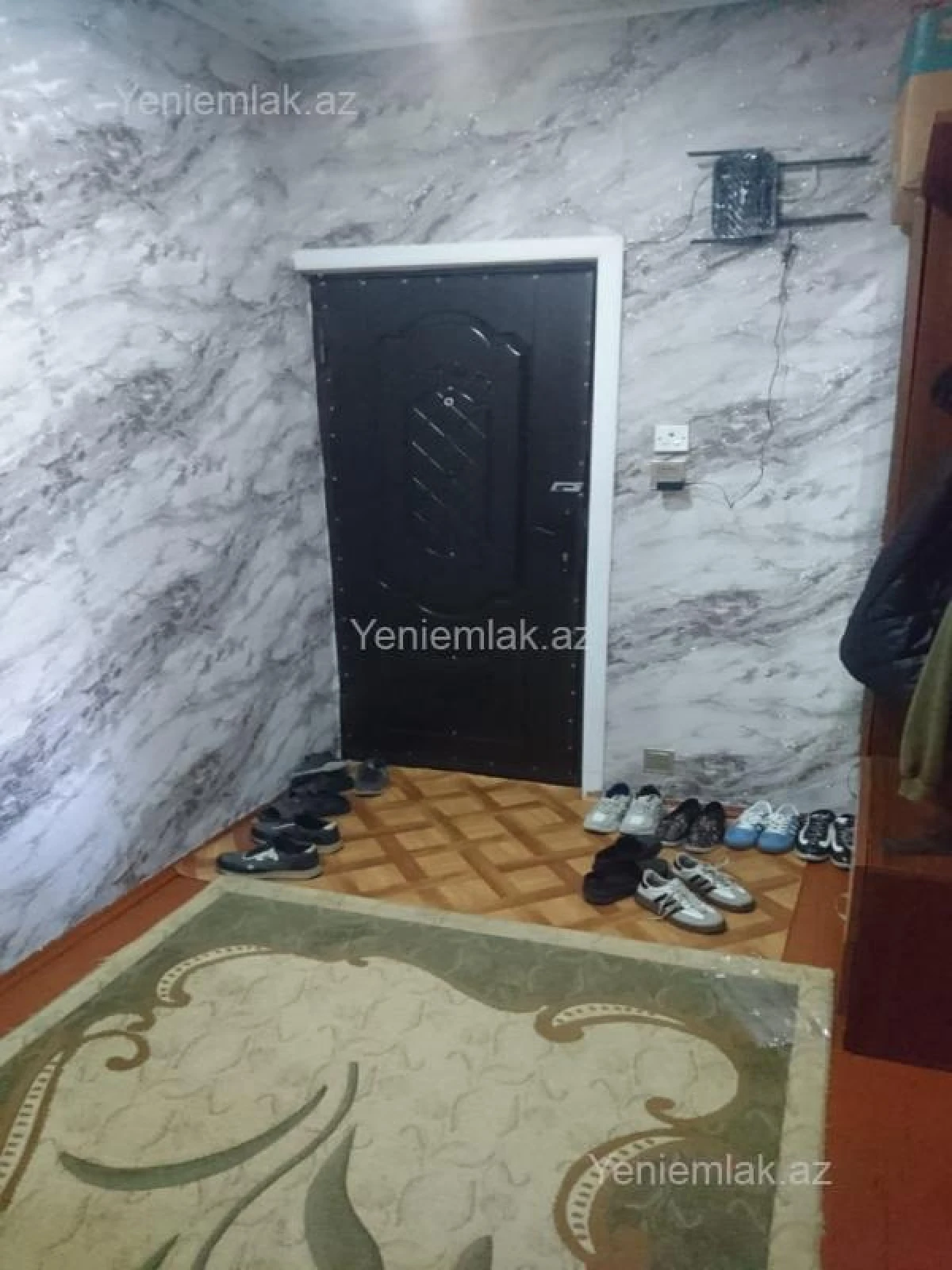 Satılır 3 otaqlı köhnə tikili 90 m²