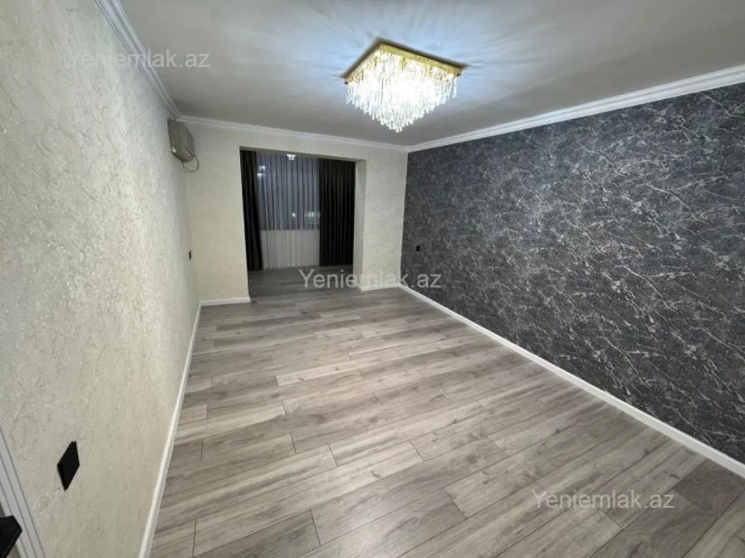 Satılır 3 otaqlı köhnə tikili 75 m²