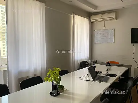 Satılır 4 otaqlı yeni tikili 141 m²