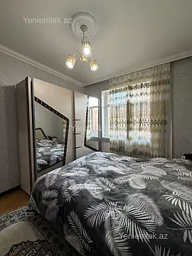 Satılır 2 otaqlı köhnə tikili 60 m²
