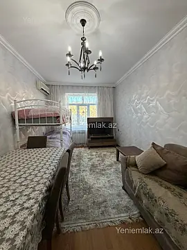Satılır 2 otaqlı köhnə tikili 60 m²