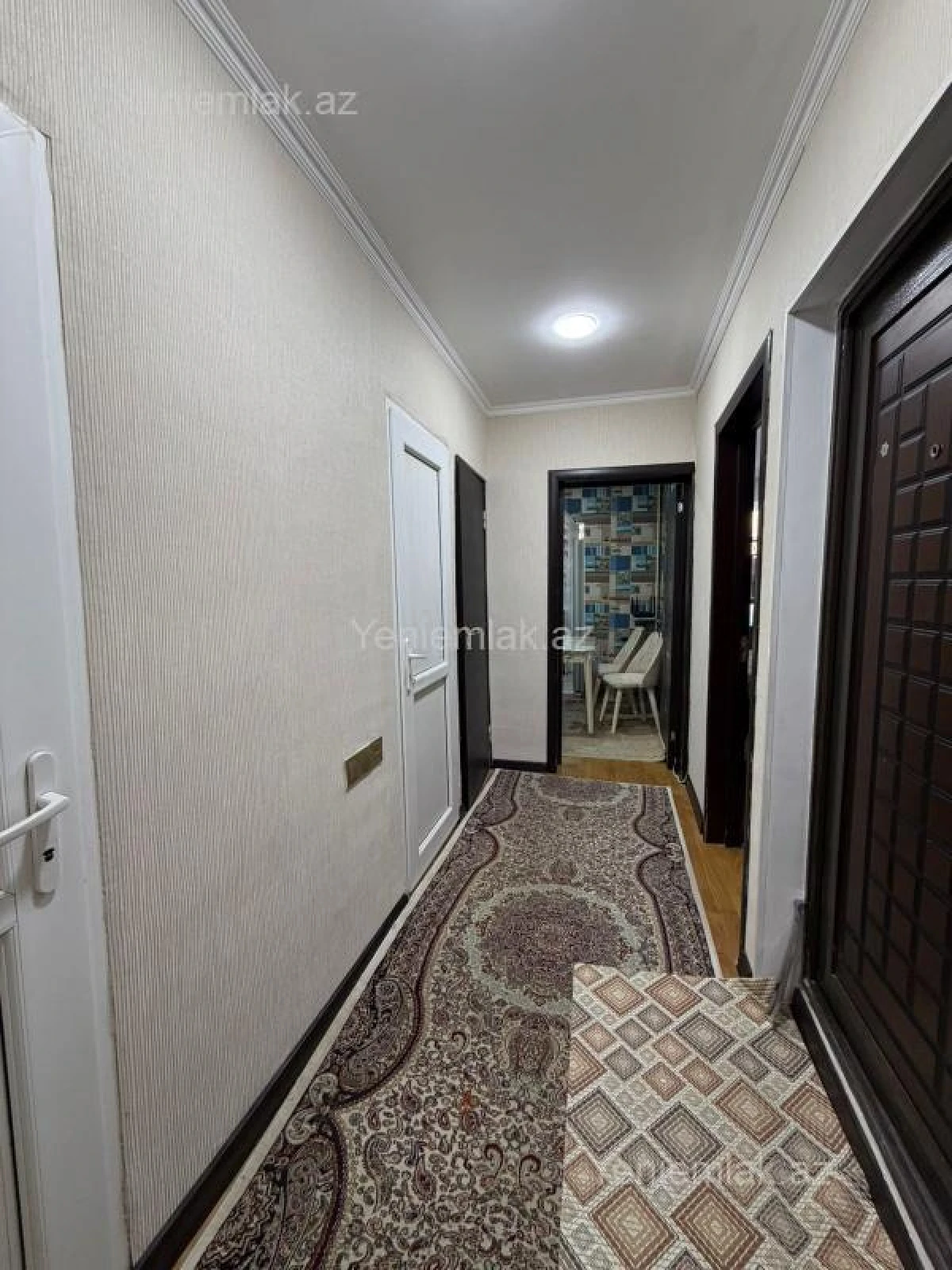 Satılır 2 otaqlı köhnə tikili 60 m²