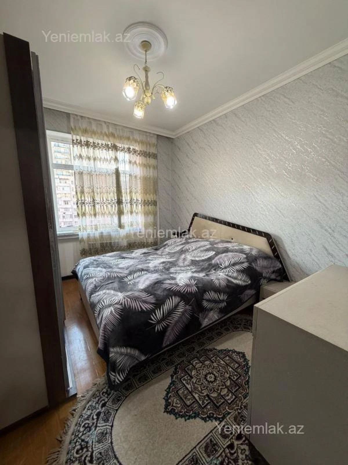 Satılır 2 otaqlı köhnə tikili 60 m²