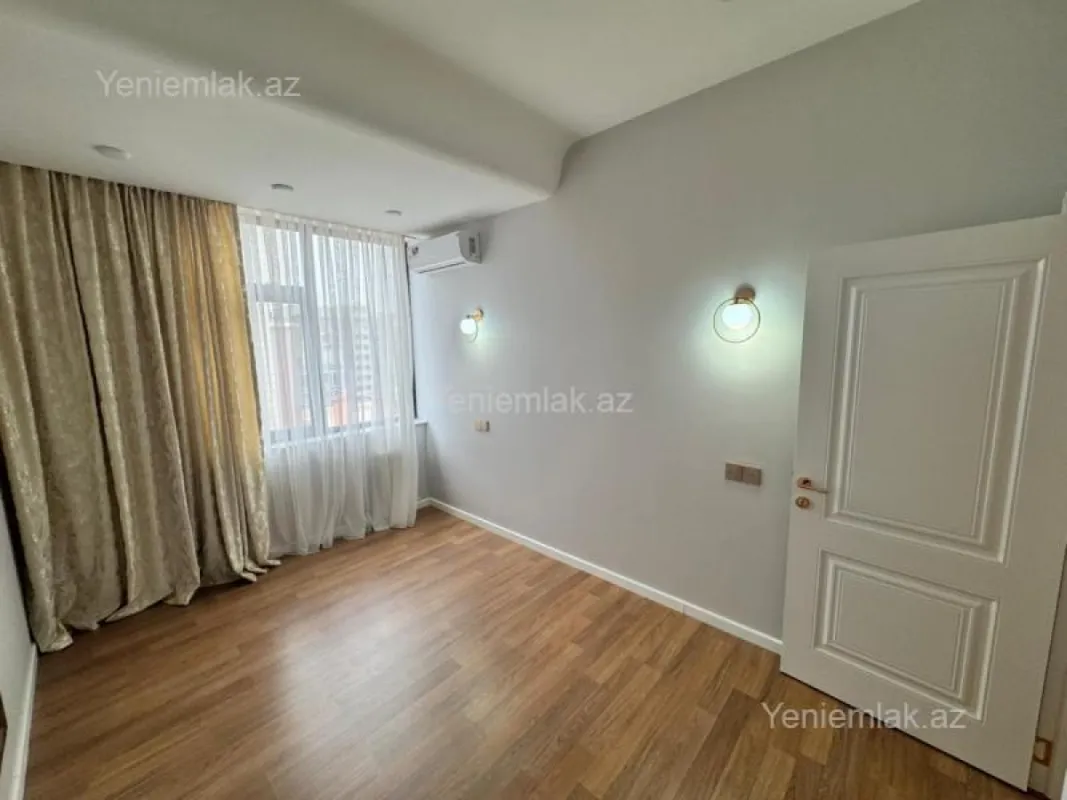 Satılır 2 otaqlı yeni tikili 55 m²