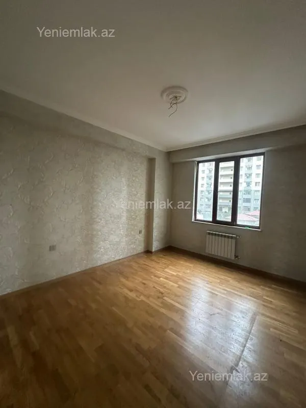 Satılır 3 otaqlı yeni tikili 90 m²