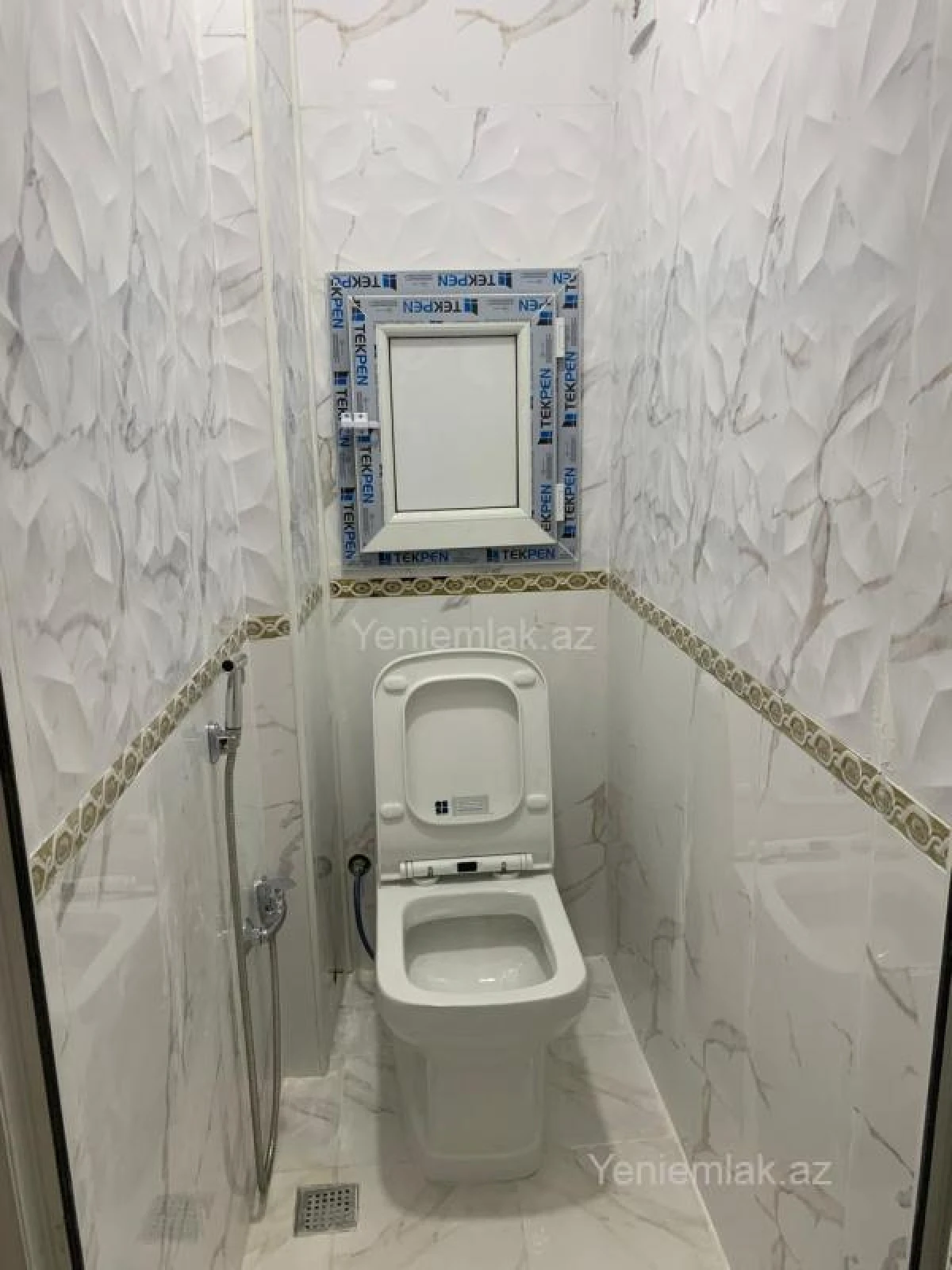 Satılır 3 otaqlı köhnə tikili 75 m²